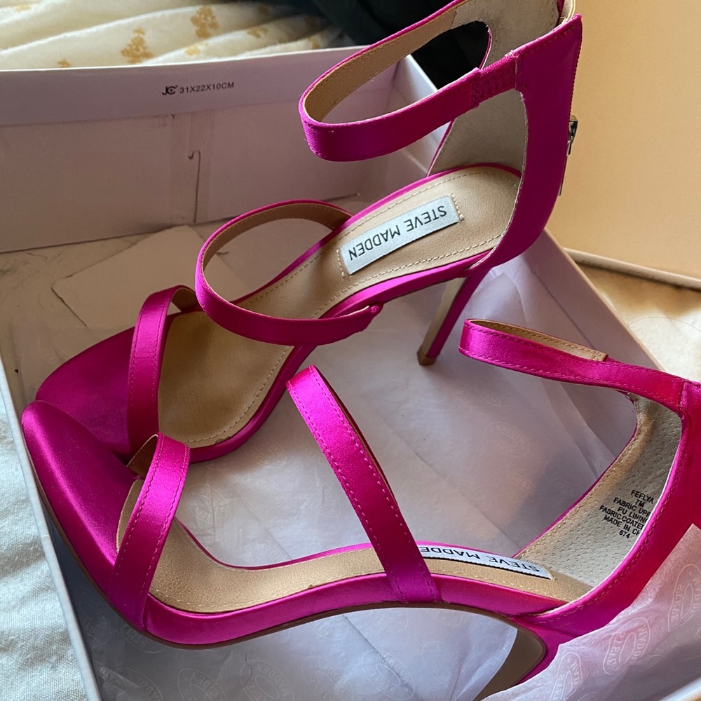 Steve Madden Hot Pink High Heels